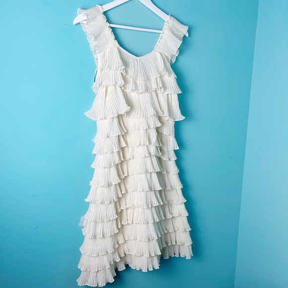 Vintage Ivory Ruffle Dress Small - Picture 2 of 7